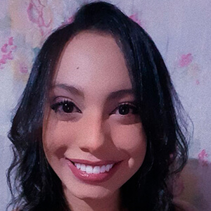 Dra. Thais Elaine Bonfim Souza